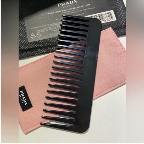 Prada Beauty Black Hair Comb - Picture 5 of 7
